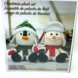 CHRISTMAS PLUSH SET ( 2 Pieces).. BRAND NEW 🧸🧸